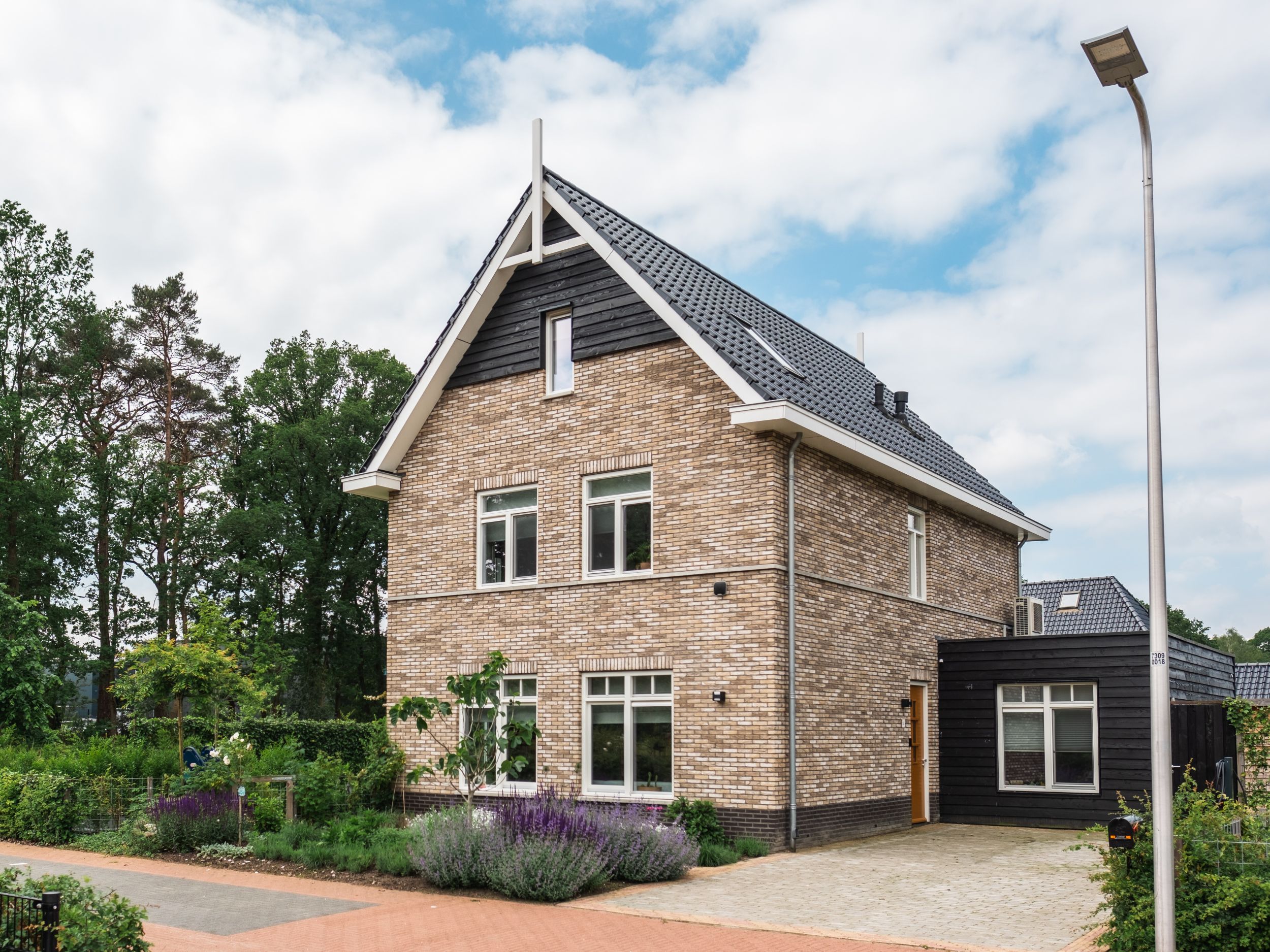 Nieuwbouw woning Julia in dorps karakter Heerlijkhuis Bouwen