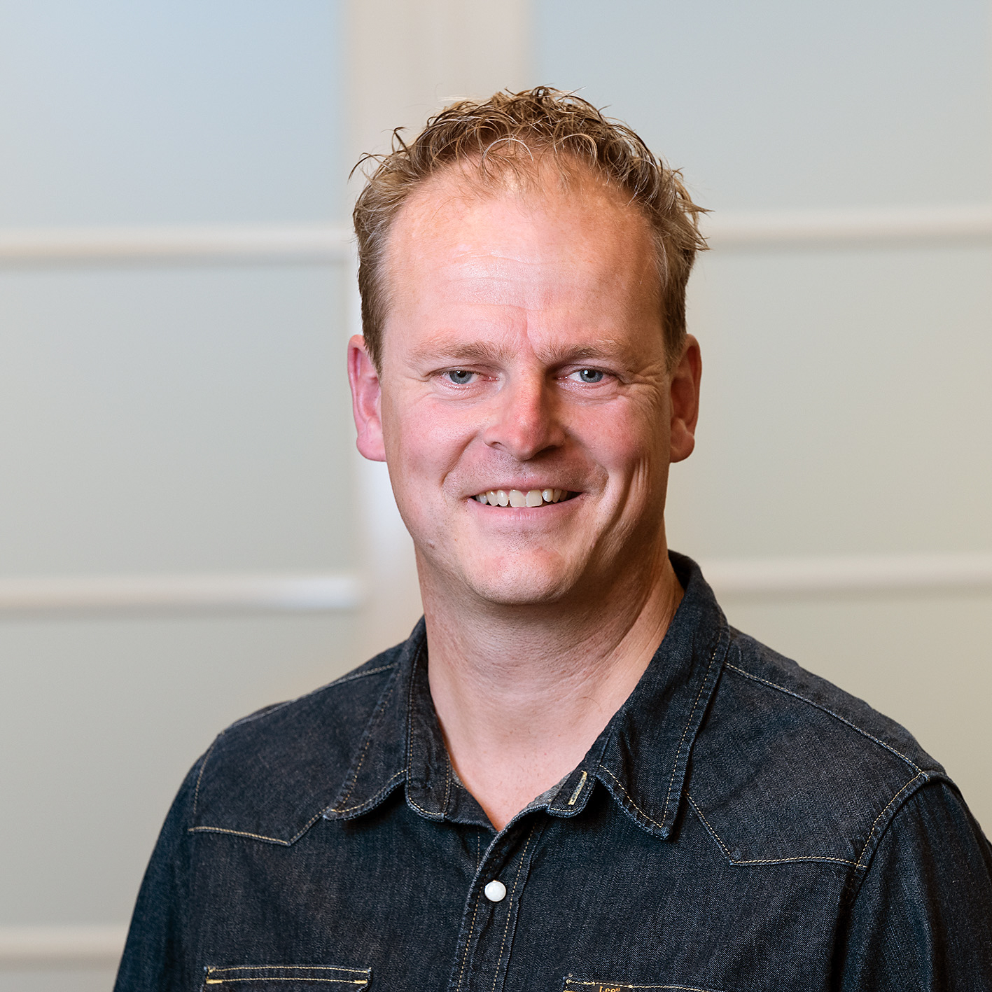 Ferdinand van de Velden - Uitvoerder